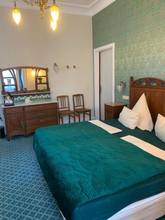 Hotel Seeufer Плён Экстерьер фото