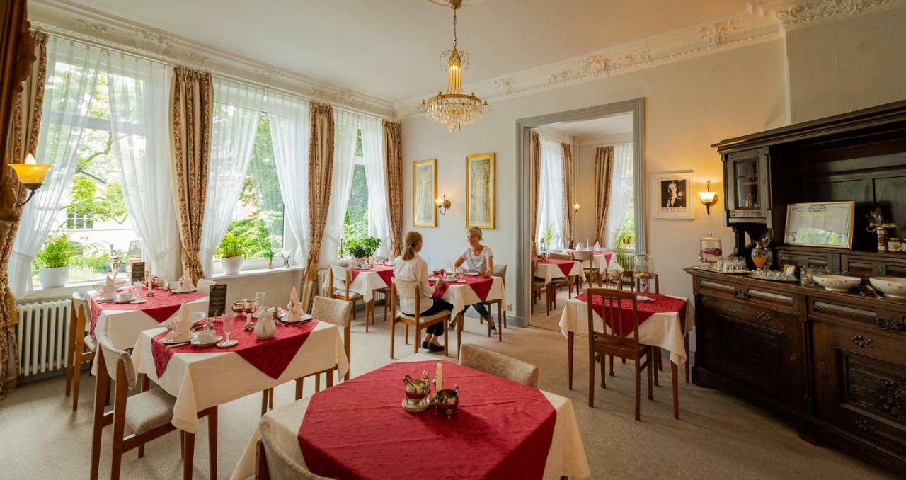 Hotel Seeufer Плён Экстерьер фото